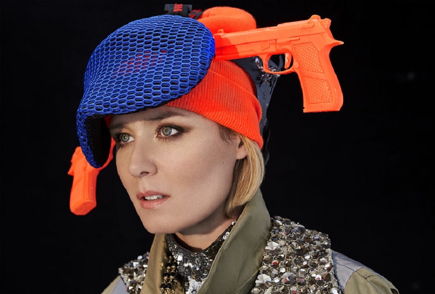 Róisín Murphy: “Ten Miles High (Derrick Carter Remix)”