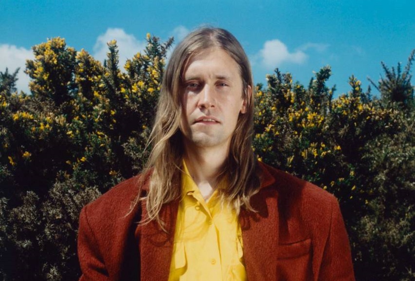 Premiere | Bell Towers: “Juicy Blend (Jaakko Eino Kalevi Remix)”